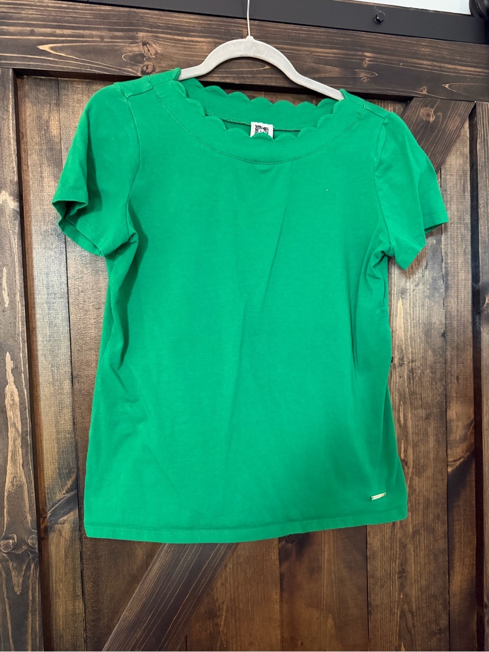 Anne Klein Bright Green Scallop-Neck Short Sleeve Tee